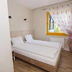 601 Sloneczny شقة